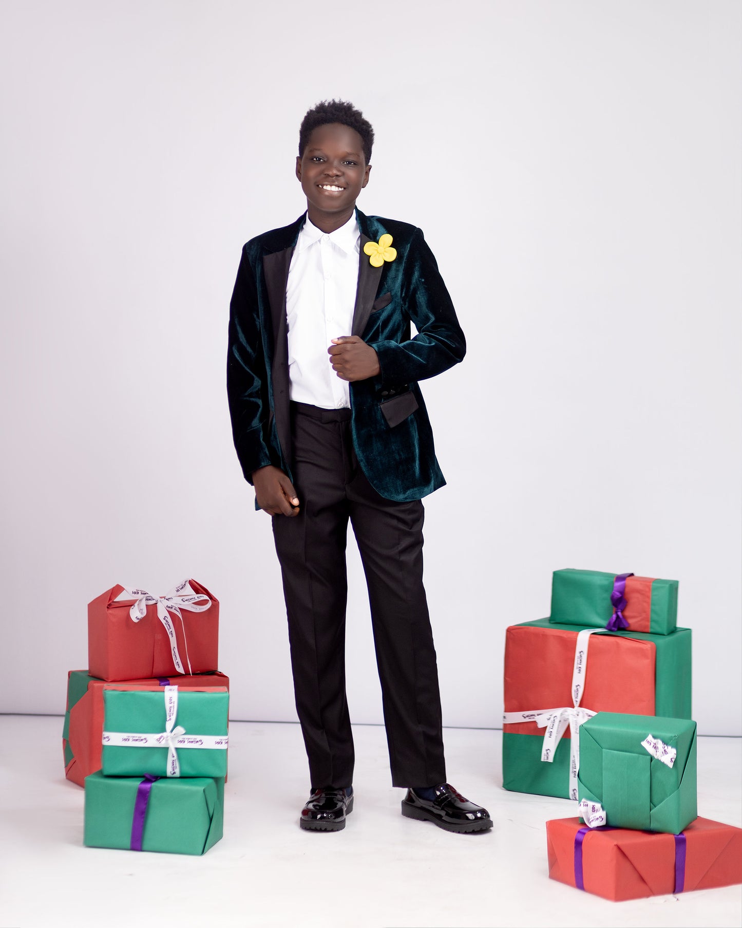 THE NOEL BLAZER β Velvet Single-Breasted Blazer with Floral Detail